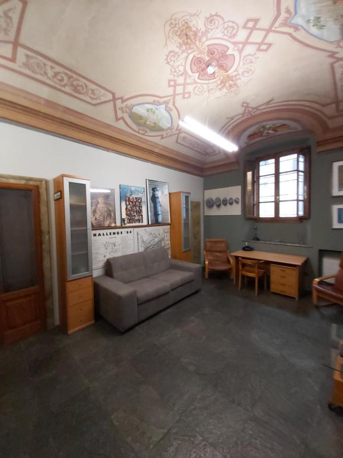 Appartamento Pallavicino Nel Centro Storico Di เกรโมนา ภายนอก รูปภาพ